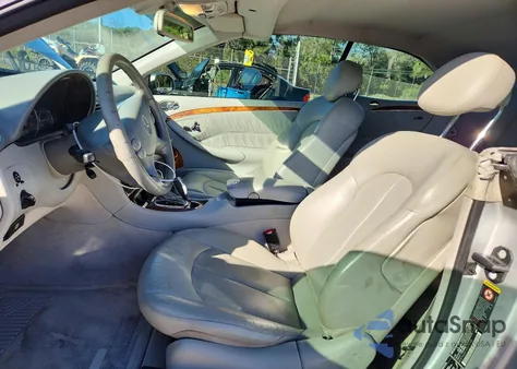 2004 Mercedes-Benz Clk 320 из США, поврежденный, VIN WDBTK65G14T015108